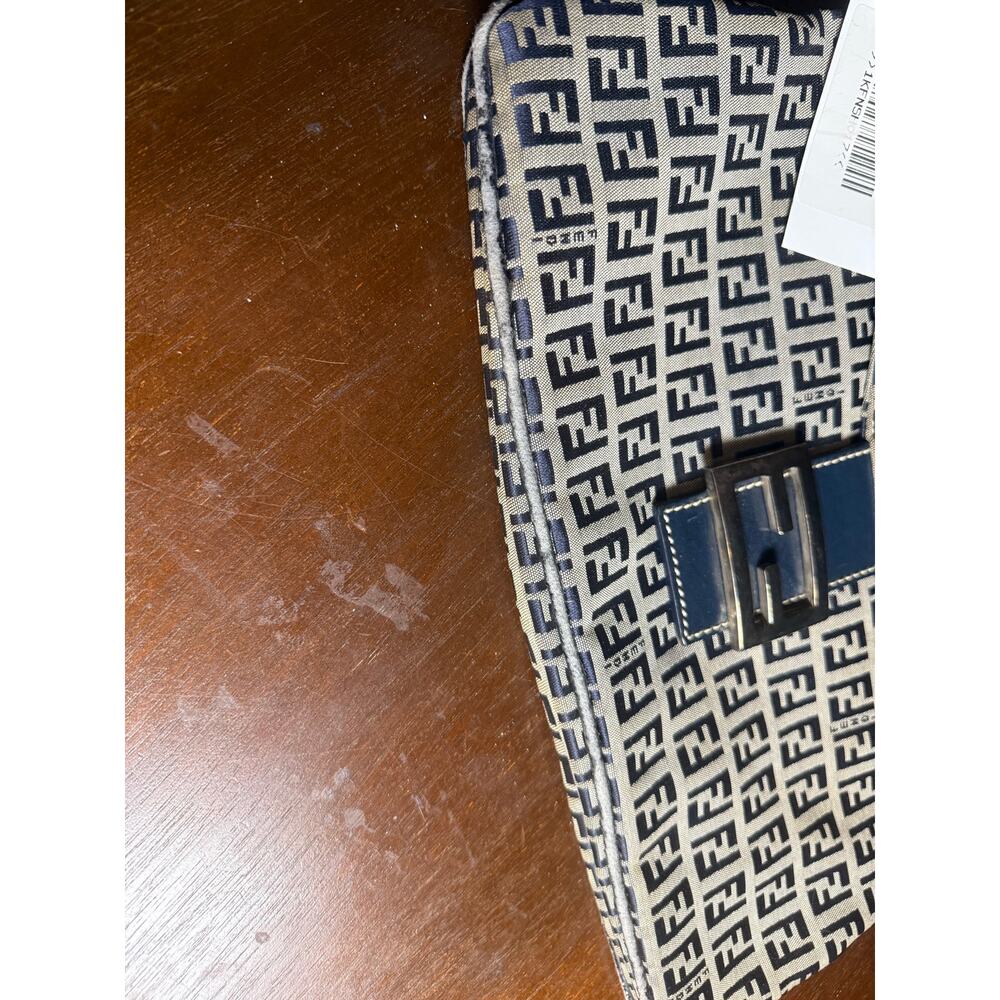 Vintage Grey Fendi Baguette Shoulder Bag - Picture 8 of 8